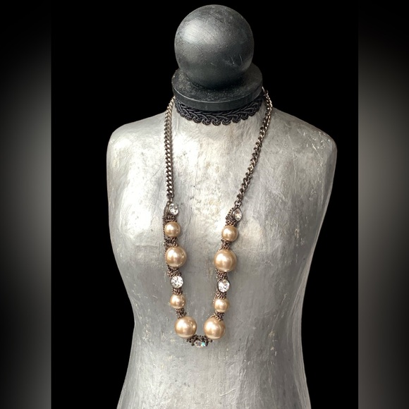 GIVENCHY Designer Champagne Faux Pearl Clear Icy Crystal Chain Woman’s Necklace - Picture 3 of 10